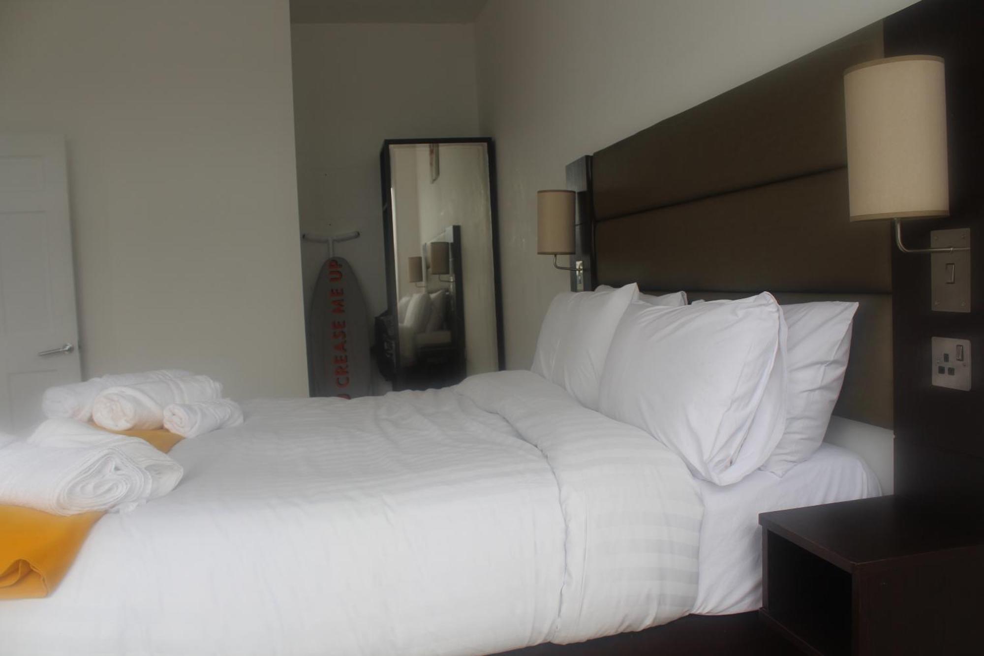 Flat 405 One Bedroom Apartment Бирмингем Экстерьер фото